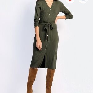 Market & Spruce - Sadie Dark Green Button-Front Midi Dress - M